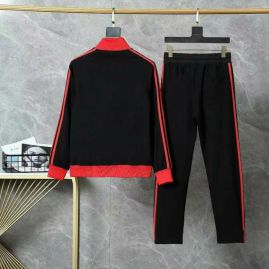 Picture of Gucci SweatSuits _SKUGucciM-3XL8qn13028563